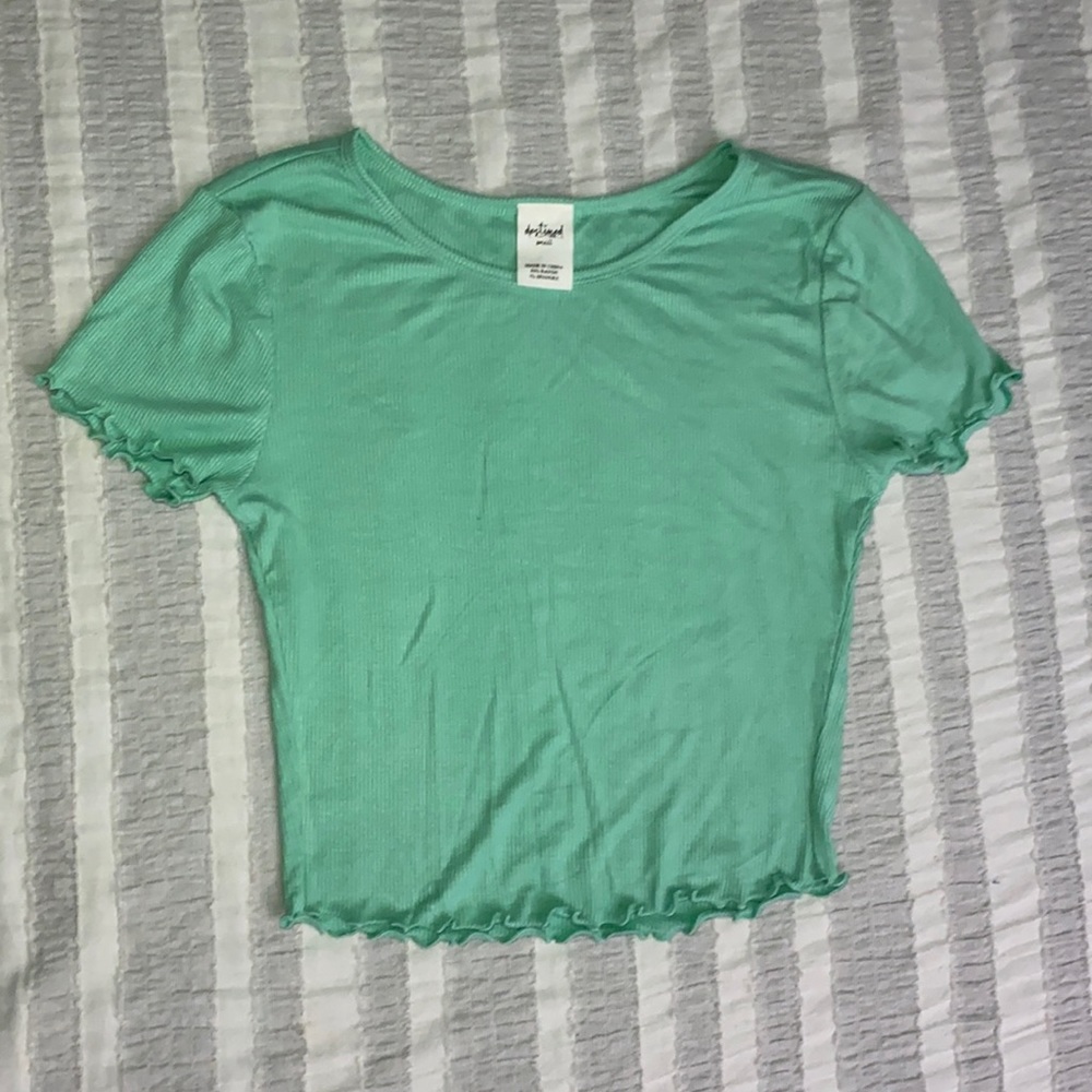 Crop tops
